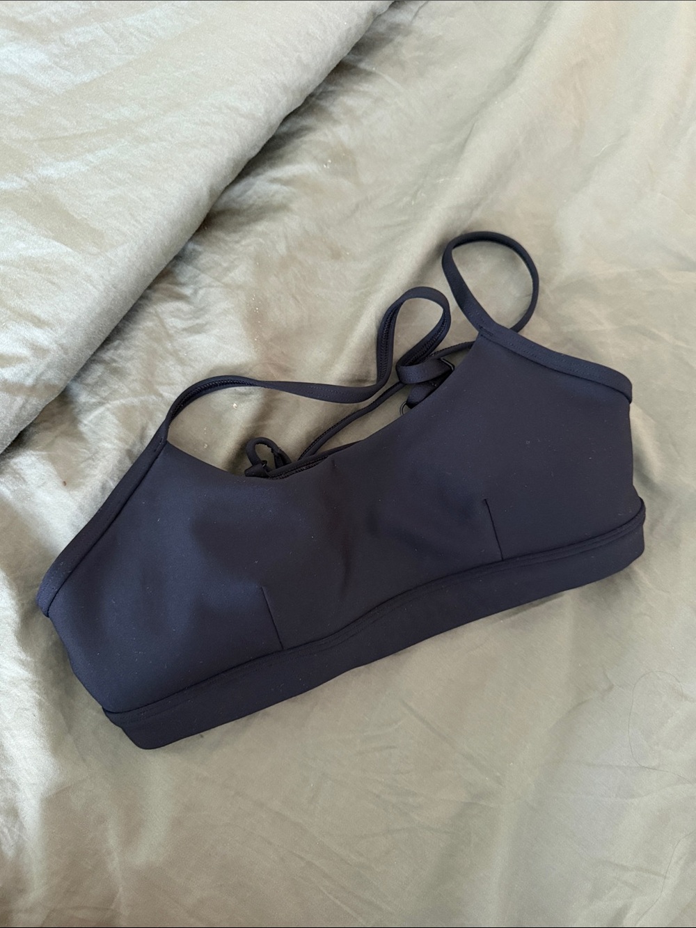 Alo black airlift intrigue bra S